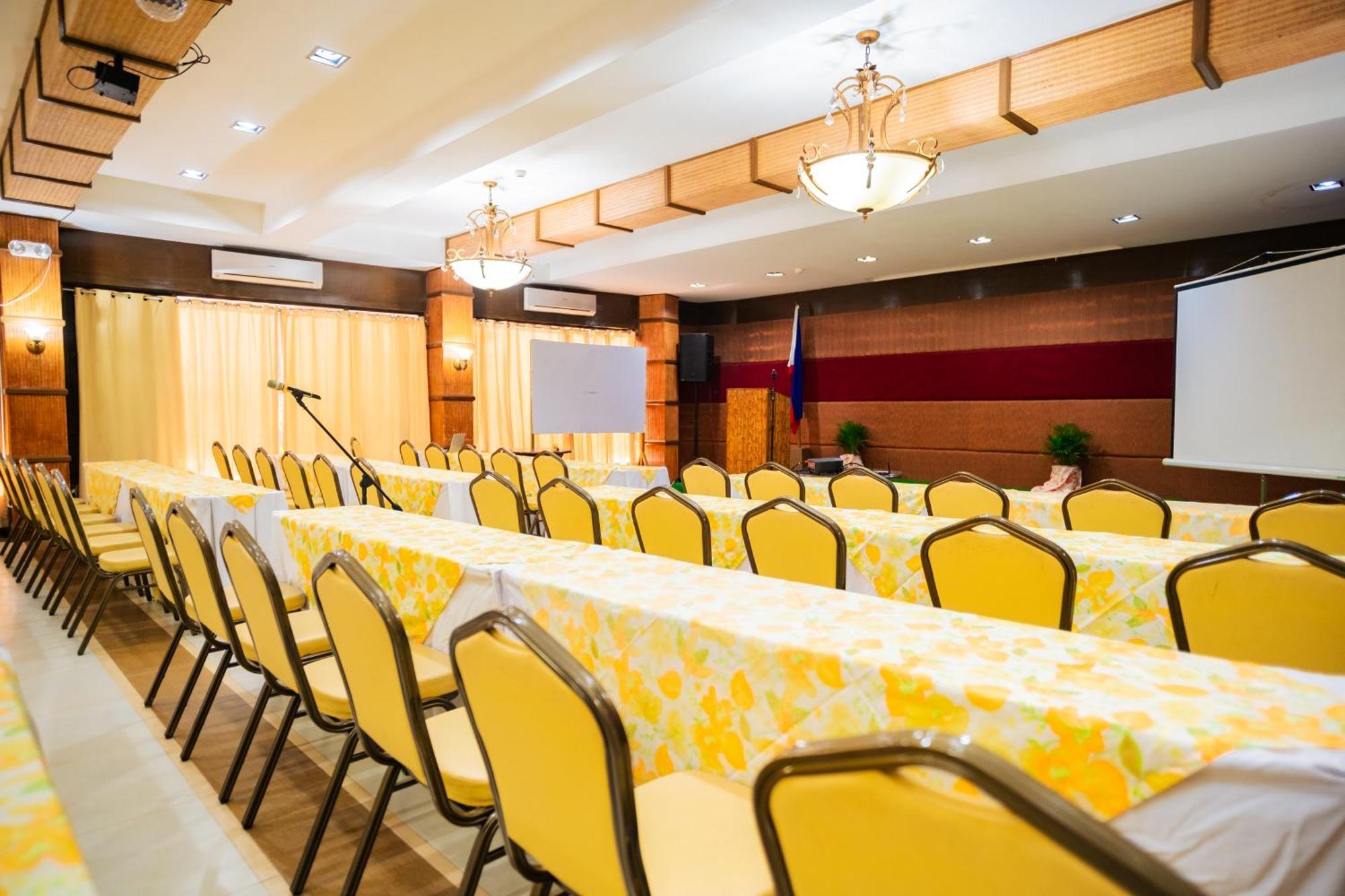 Boracay Tropics Resort Hotel Manoc-Manoc Exterior photo