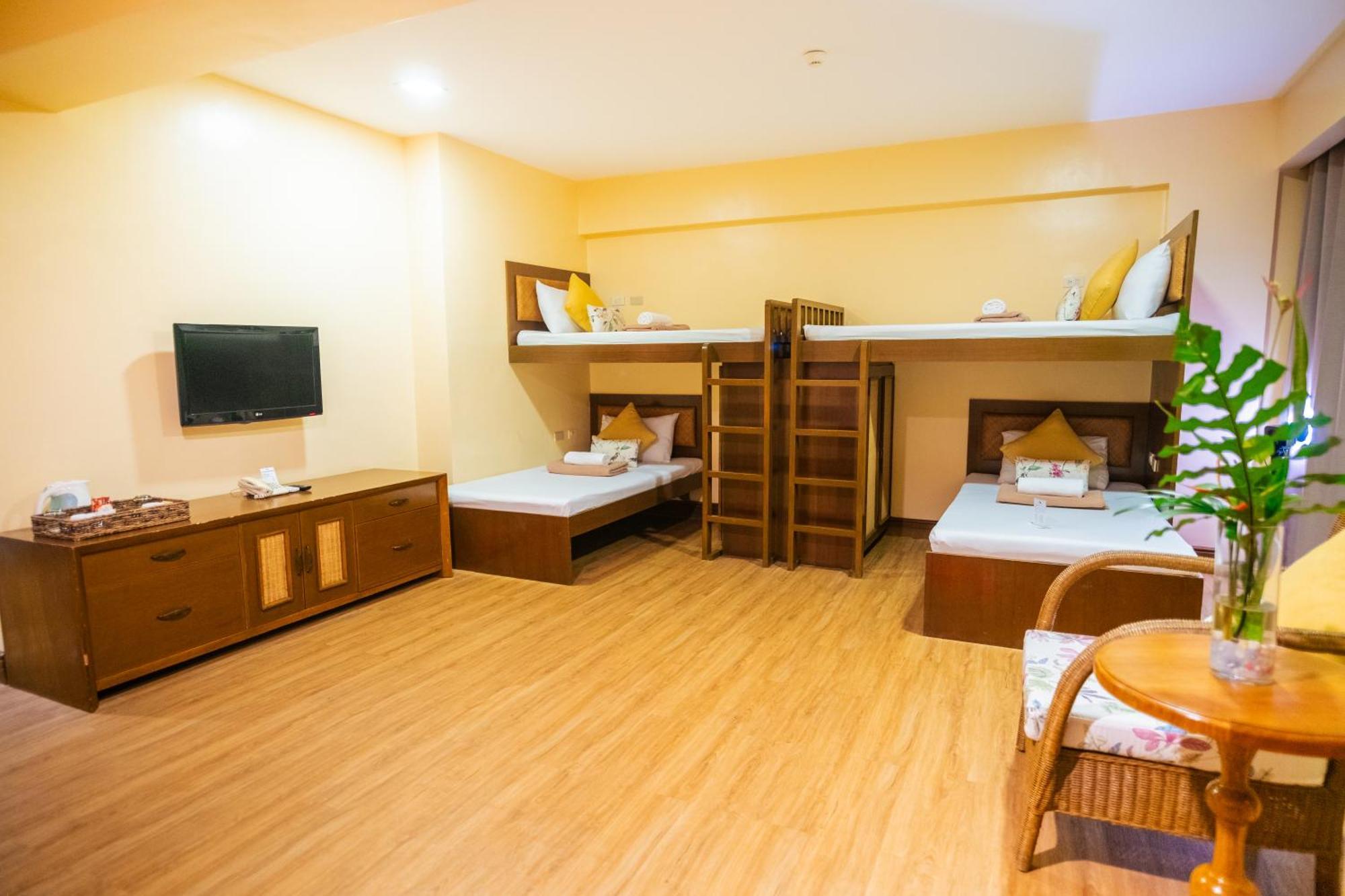 Boracay Tropics Resort Hotel Manoc-Manoc Exterior photo